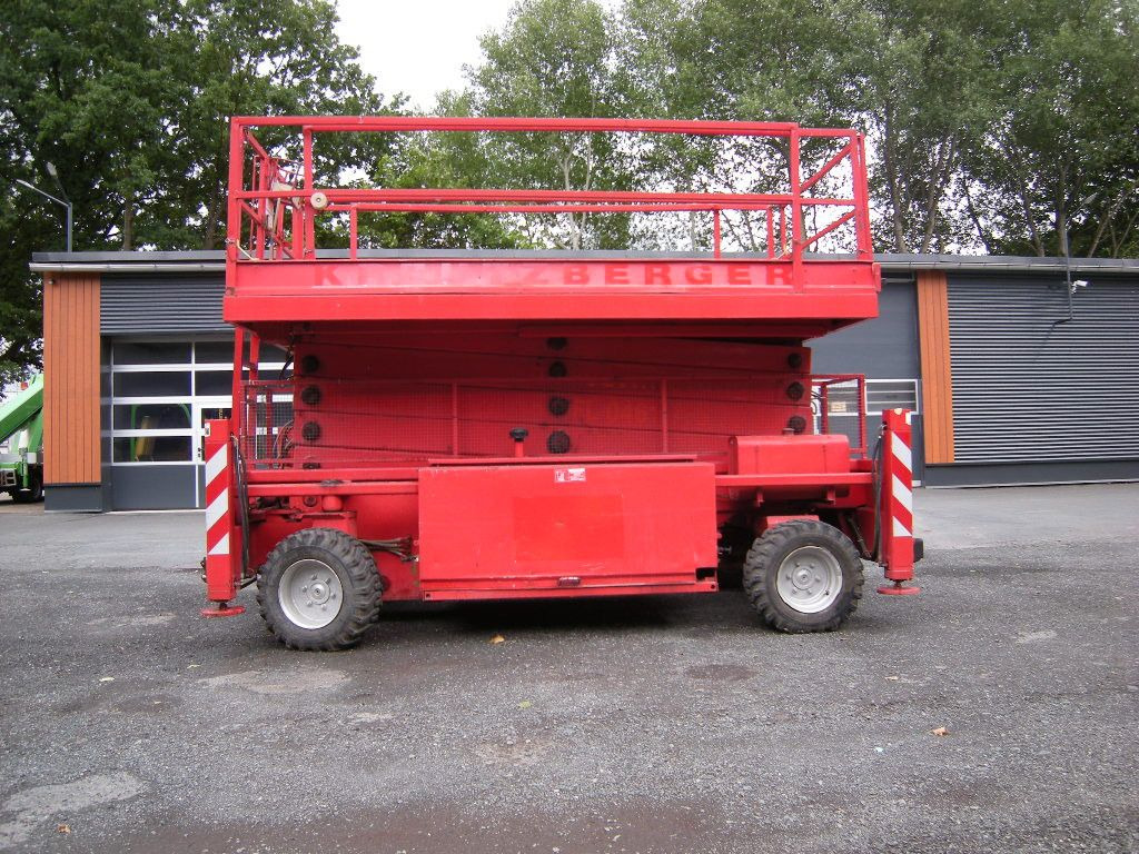 פלטפורמה אווירית מותקנת על משאית Scherenarbeitsbühne Liftlux SL172-24D4WD,S AH 19: תמונה 18