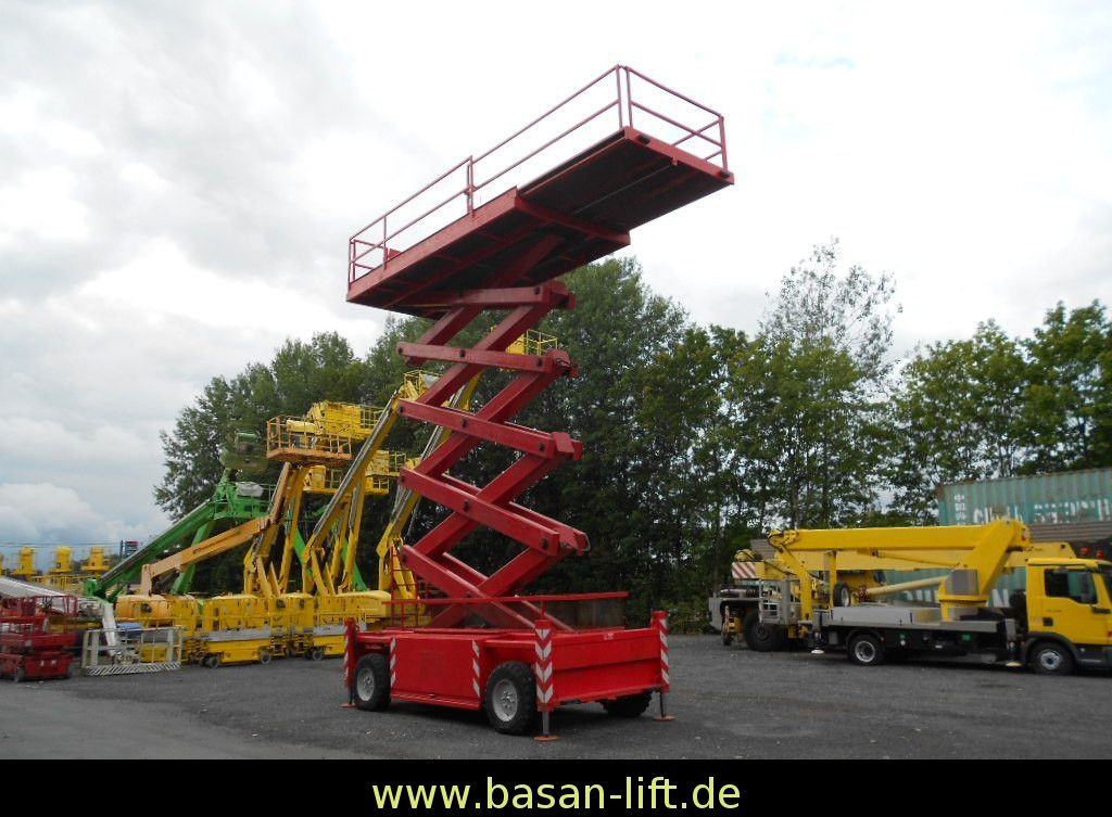 Scherenarbeitsbühne Liftlux SL205-25D4WD, AH 22 Scherenarbeitsbühne Liftlux SL205-25D4WD, AH 22 - מעלית מספריים: תמונה 4 Scherenarbeitsbühne Liftlux SL205-25D4WD, AH 22 Scherenarbeitsbühne Liftlux SL205-25D4WD, AH 22 - מעלית מספריים: תמונה 4