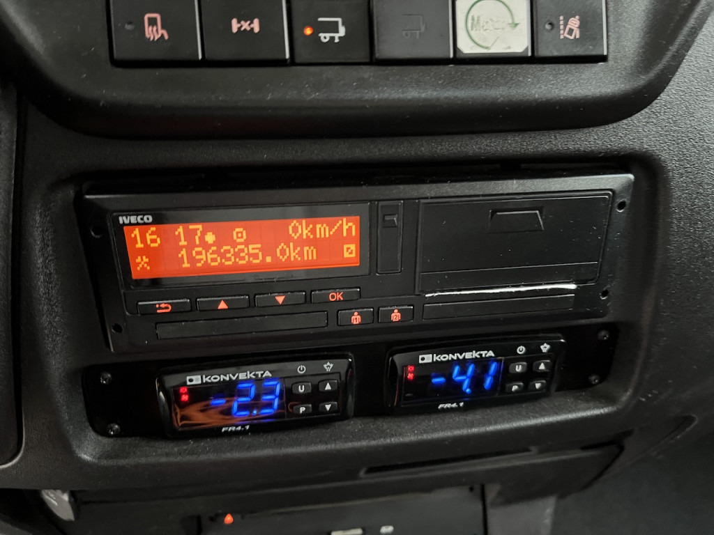 Iveco 70C18 Daily Tiefkühlkoffer mit Ladebordwand - כלי רכב מסחרי לקירור: תמונה 2 Iveco 70C18 Daily Tiefkühlkoffer mit Ladebordwand - כלי רכב מסחרי לקירור: תמונה 2