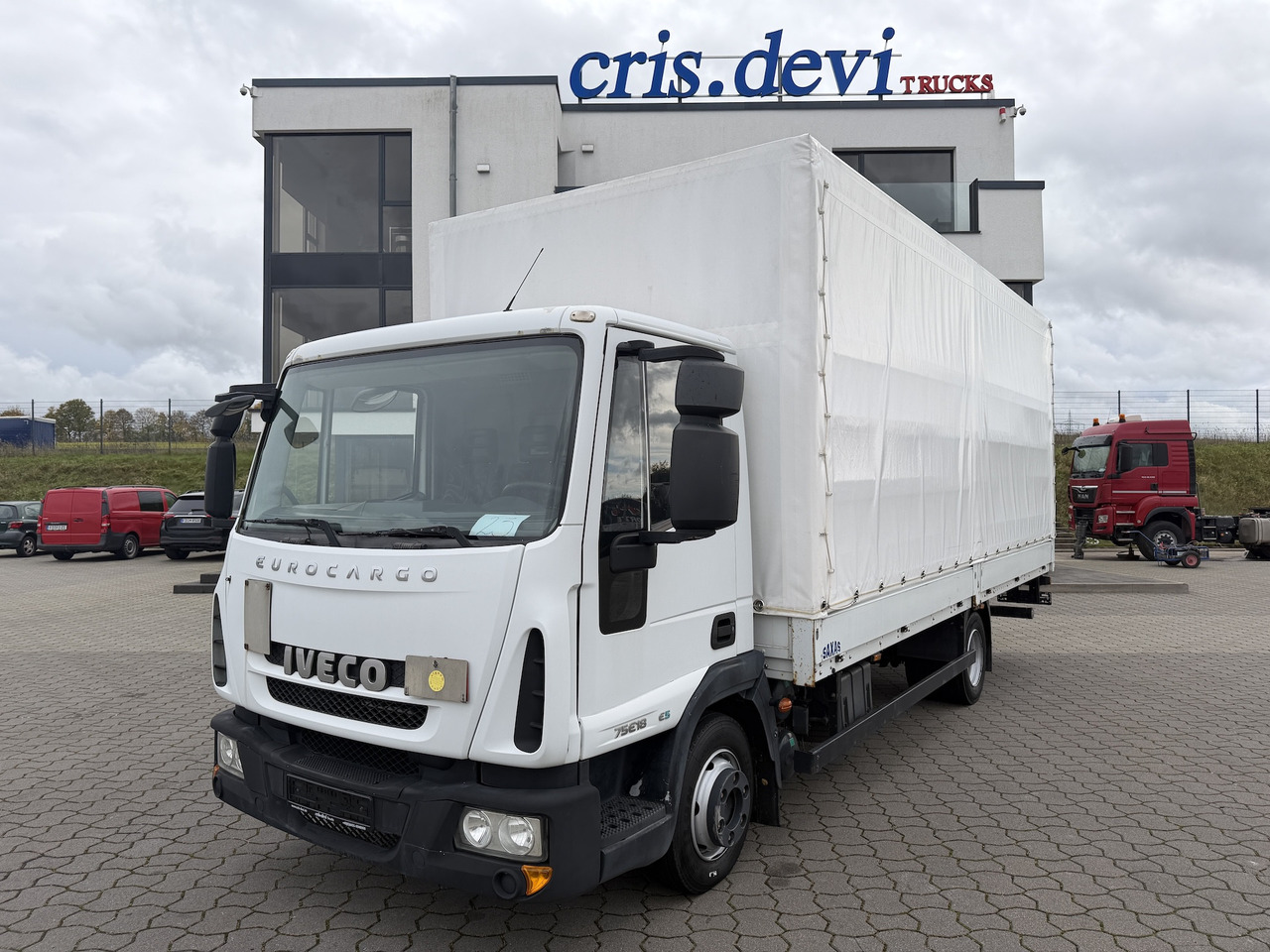 Iveco 75 E 180 4x2 LBW - כלי רכב מסחרי עם וילונות צד: תמונה 1 Iveco 75 E 180 4x2 LBW - כלי רכב מסחרי עם וילונות צד: תמונה 1