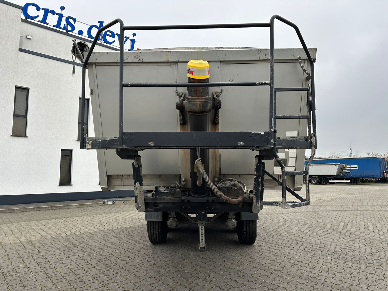 Kempf SKM 35 3 Thermo Mulde | TÜV NEU - סמיטריילר עם מזהיר: תמונה 3 Kempf SKM 35 3 Thermo Mulde | TÜV NEU - סמיטריילר עם מזהיר: תמונה 3