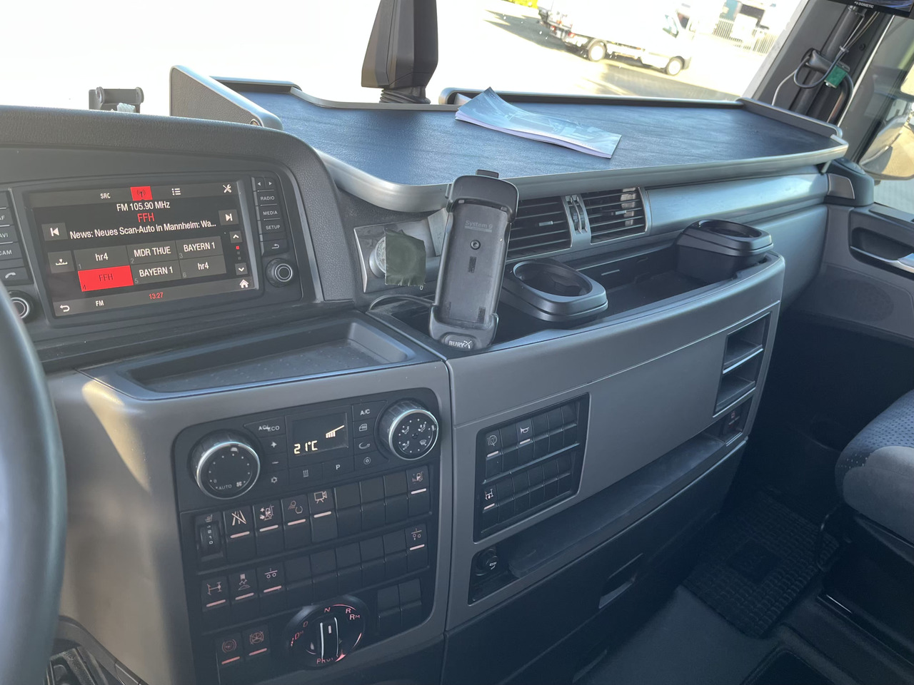 MAN TGX 18.540 4x2 D38 Intarder - יחידת טרקטור: תמונה 2 MAN TGX 18.540 4x2 D38 Intarder - יחידת טרקטור: תמונה 2