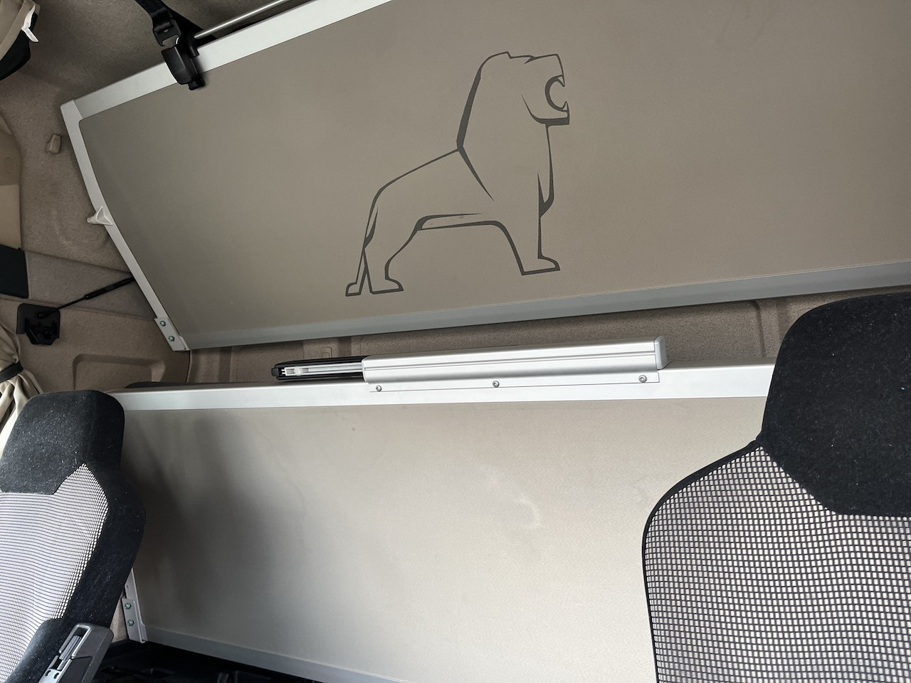 MAN TGX 26.500 6x2 Fahrgestell Lenk-Liftachse AHK - משאית עם שלדת תא: תמונה 4 MAN TGX 26.500 6x2 Fahrgestell Lenk-Liftachse AHK - משאית עם שלדת תא: תמונה 4