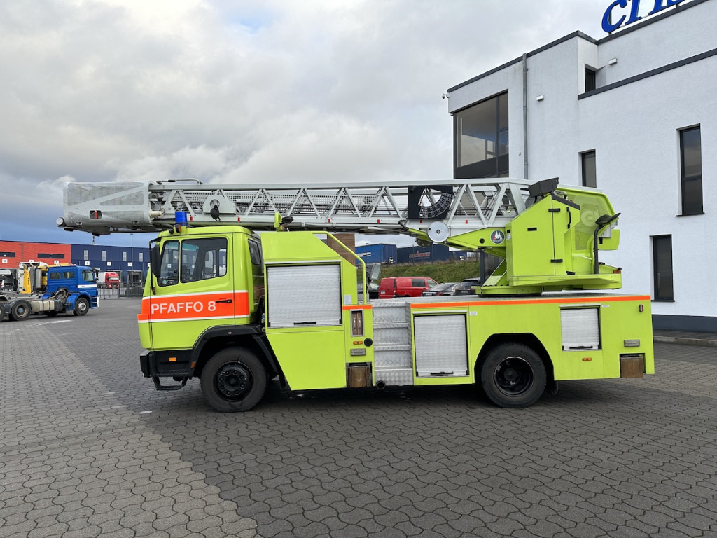 פלטפורמה אווירית מותקנת על משאית Mercedes-Benz 1224 4x2 Dreh Leiter 25 m   Korb  Feuerwehr: תמונה 9