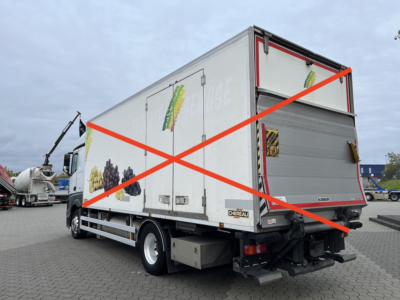 Mercedes-Benz 1842 4x2 FAHRGESTELL - מוביל מכולות/ משאית החלפת גוף: תמונה 3 Mercedes-Benz 1842 4x2 FAHRGESTELL - מוביל מכולות/ משאית החלפת גוף: תמונה 3