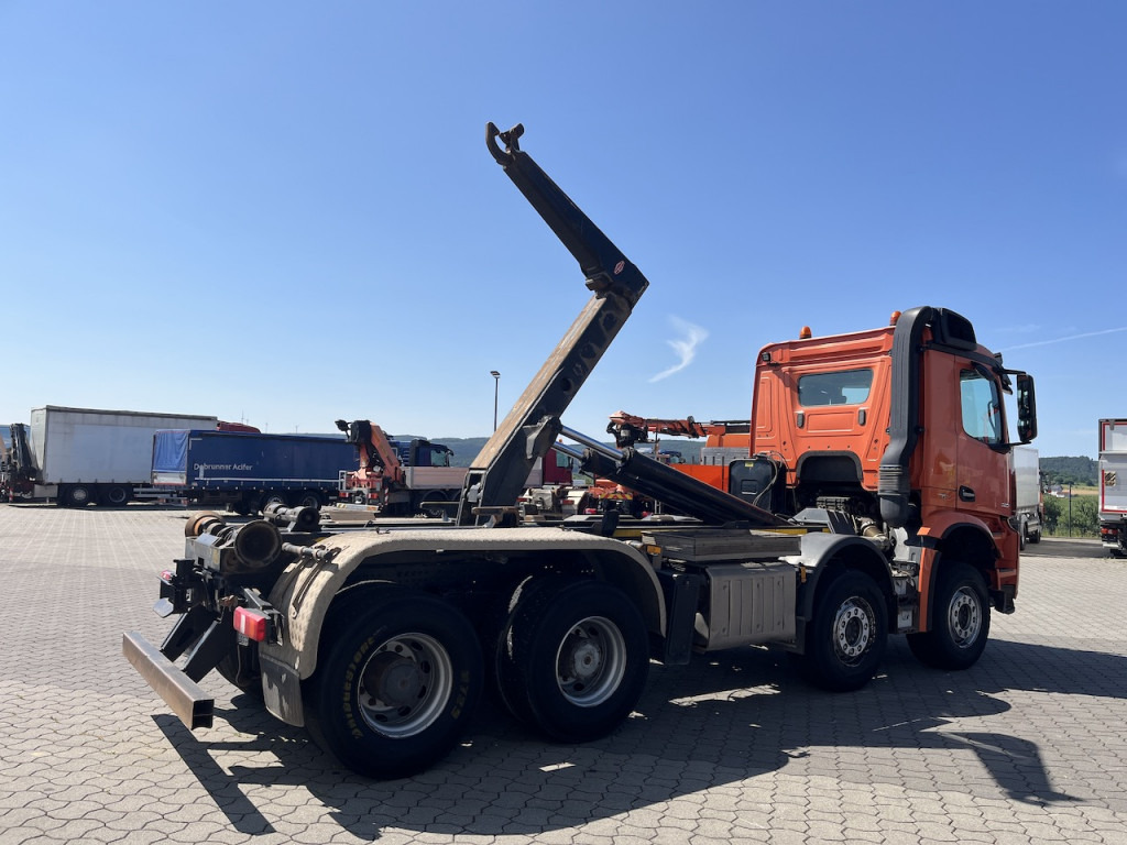 Mercedes-Benz Arocs 3251 8x4 Abrollkipper Meiller 30 t - משאית הרמת וו: תמונה 3 Mercedes-Benz Arocs 3251 8x4 Abrollkipper Meiller 30 t - משאית הרמת וו: תמונה 3