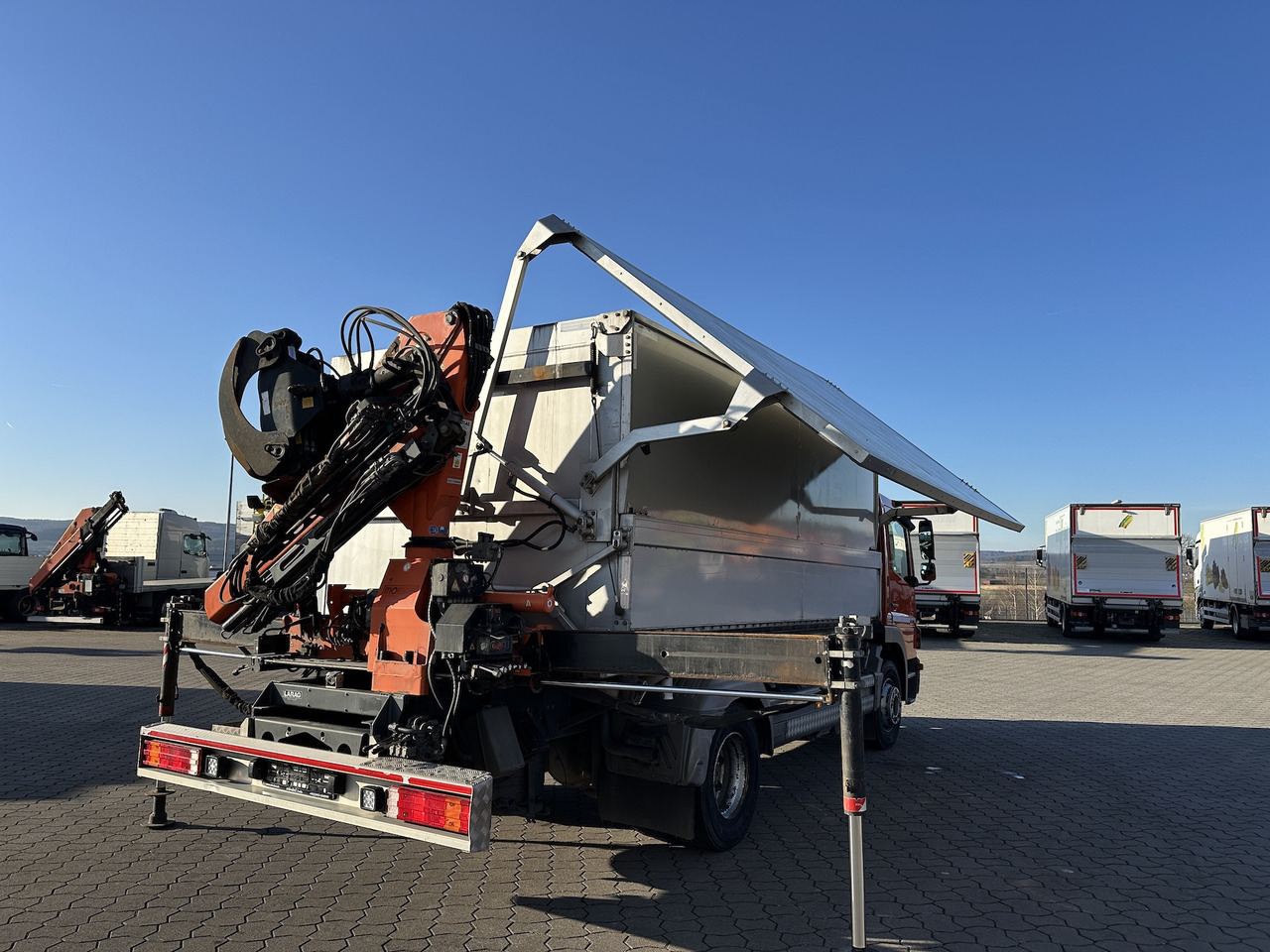 Mercedes-Benz Atego 1529 4x2  Atlas 57.3-A2   Kadaverkipper - משאית מנוף, מזהיר: תמונה 2 Mercedes-Benz Atego 1529 4x2  Atlas 57.3-A2   Kadaverkipper - משאית מנוף, מזהיר: תמונה 2