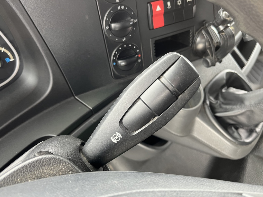 Mercedes-Benz Atego 823 4x2 Pritsche AHK Hebezug Seilzug - כלי רכב מסחרי במיטה שטוחה: תמונה 2 Mercedes-Benz Atego 823 4x2 Pritsche AHK Hebezug Seilzug - כלי רכב מסחרי במיטה שטוחה: תמונה 2