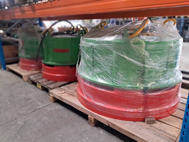 Dynaset HMAG900 - צרופה עבור מכונת בנייה: תמונה 1 Dynaset HMAG900 - צרופה עבור מכונת בנייה: תמונה 1