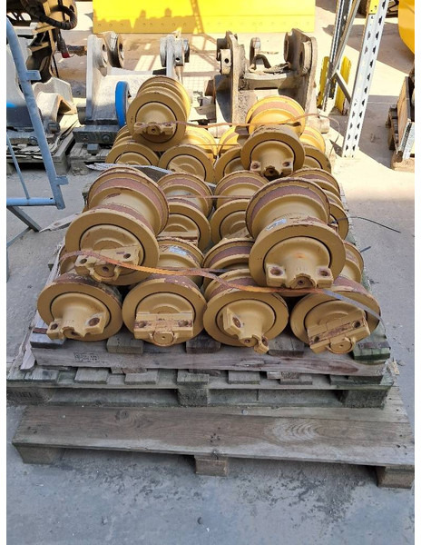 Komatsu D61PX-24 - TRACK ROLLERS - מסגרת/ שלדה עבור מכונת בנייה: תמונה 1 Komatsu D61PX-24 - TRACK ROLLERS - מסגרת/ שלדה עבור מכונת בנייה: תמונה 1