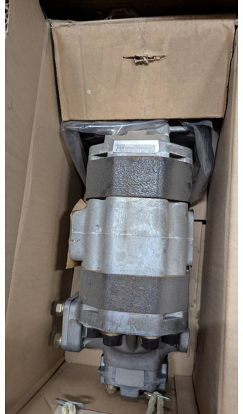 Komatsu HD405-7 - HYDRAULIC PUMP - 705-95-07081 - משאית סלעים/ מסיר פסולת קשיח: תמונה 1 Komatsu HD405-7 - HYDRAULIC PUMP - 705-95-07081 - משאית סלעים/ מסיר פסולת קשיח: תמונה 1