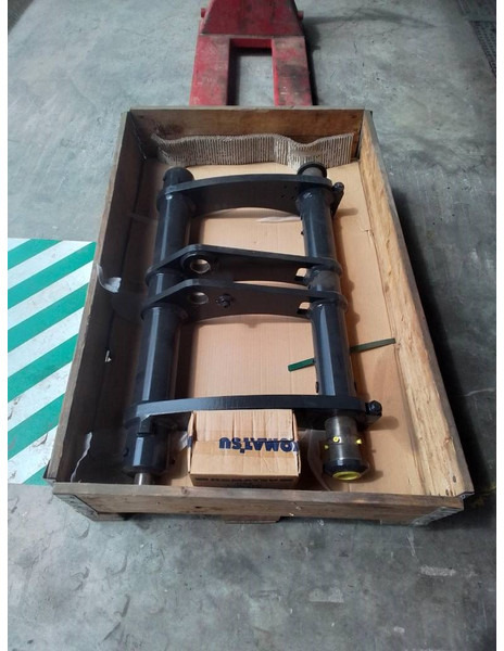 Komatsu WA100 Quick coupler 42W-70-21402 - מצמד מהיר עבור מכונת בנייה: תמונה 1 Komatsu WA100 Quick coupler 42W-70-21402 - מצמד מהיר עבור מכונת בנייה: תמונה 1