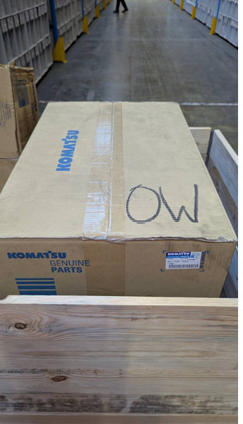 Komatsu WA475-10 - HYDRAULIC PUMP 421-S95-7060 - מעמיס גלגלים: תמונה 1 Komatsu WA475-10 - HYDRAULIC PUMP 421-S95-7060 - מעמיס גלגלים: תמונה 1