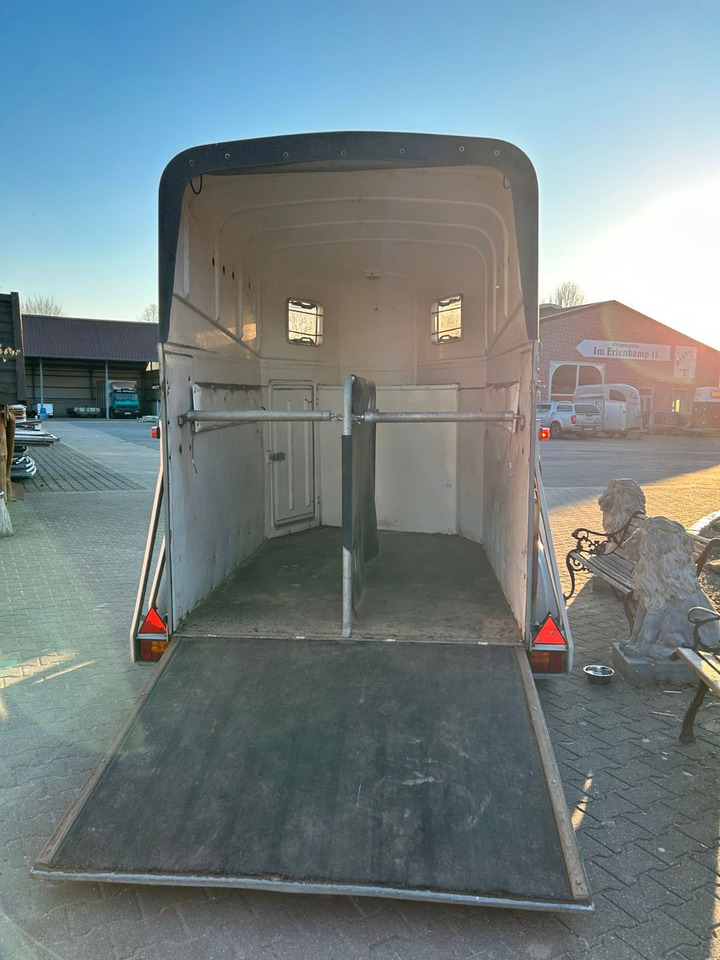 Blomert Vollpoly 2 Pferde mit Sattelkammer - קרון נגרר לסוסים: תמונה 3 Blomert Vollpoly 2 Pferde mit Sattelkammer - קרון נגרר לסוסים: תמונה 3