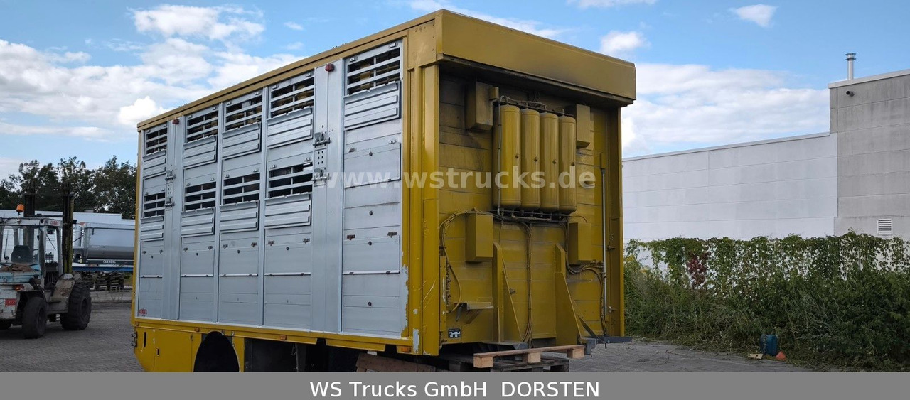 Finkl 2 Stock Viehaufbau Hubdach - משאית סוסים: תמונה 4 Finkl 2 Stock Viehaufbau Hubdach - משאית סוסים: תמונה 4