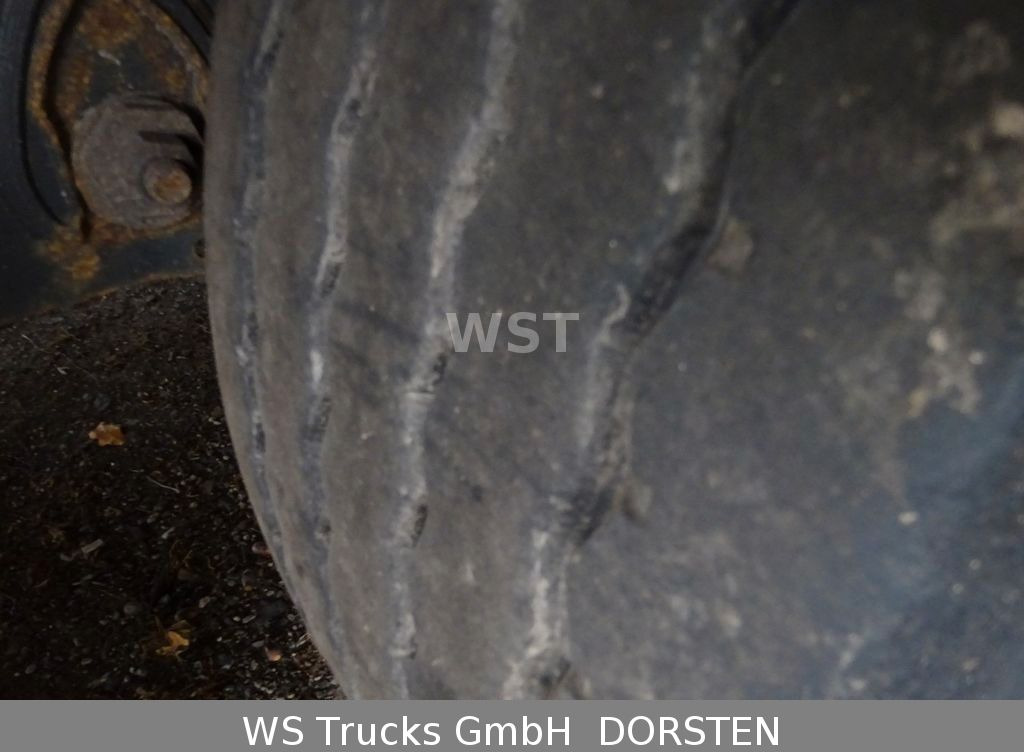 סמיטריילר עם וילונות צד Krone 3 x SDP27 Profiliner Edscha  XL Code: תמונה 13