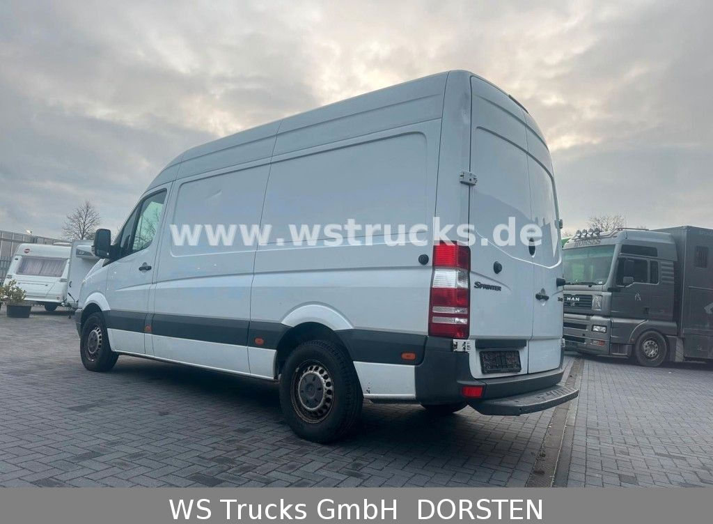 Mercedes-Benz Sprinter II Kasten 216 CDI Hoch/Lang - מכונית: תמונה 2 Mercedes-Benz Sprinter II Kasten 216 CDI Hoch/Lang - מכונית: תמונה 2