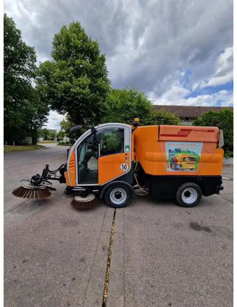 Bucher Kehrmaschine BUCHER-GUYER Kehrmaschine EG 4.500 kg Diesel Topzustand - מטאטא תעשייתי: תמונה 1 Bucher Kehrmaschine BUCHER-GUYER Kehrmaschine EG 4.500 kg Diesel Topzustand - מטאטא תעשייתי: תמונה 1
