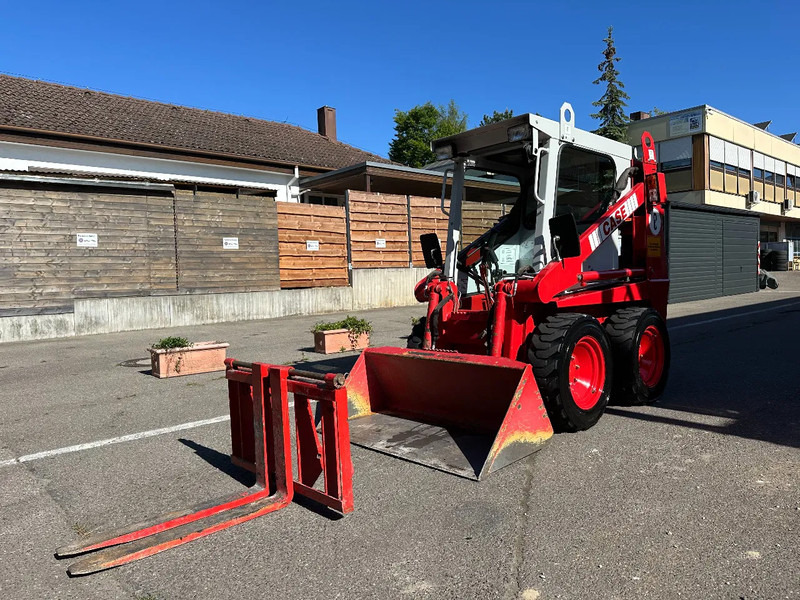 Case 1825 4x4 KOMPAKT / UNILADER mit Schaufel / Gabel - מעמיס רצועות קומפקטי: תמונה 3 Case 1825 4x4 KOMPAKT / UNILADER mit Schaufel / Gabel - מעמיס רצועות קומפקטי: תמונה 3