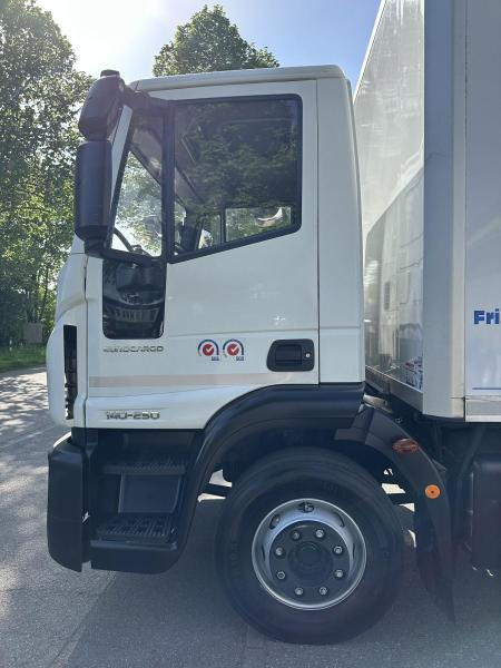 Iveco Eurocargo 140-250 Tiefkühl Multitemp - משאית קירור: תמונה 3 Iveco Eurocargo 140-250 Tiefkühl Multitemp - משאית קירור: תמונה 3