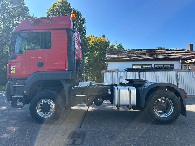 MAN TGS 18.500 BLS*4x4*ALLRAD*Kein Hydro!*Intarder*Kipp - יחידת טרקטור: תמונה 2 MAN TGS 18.500 BLS*4x4*ALLRAD*Kein Hydro!*Intarder*Kipp - יחידת טרקטור: תמונה 2