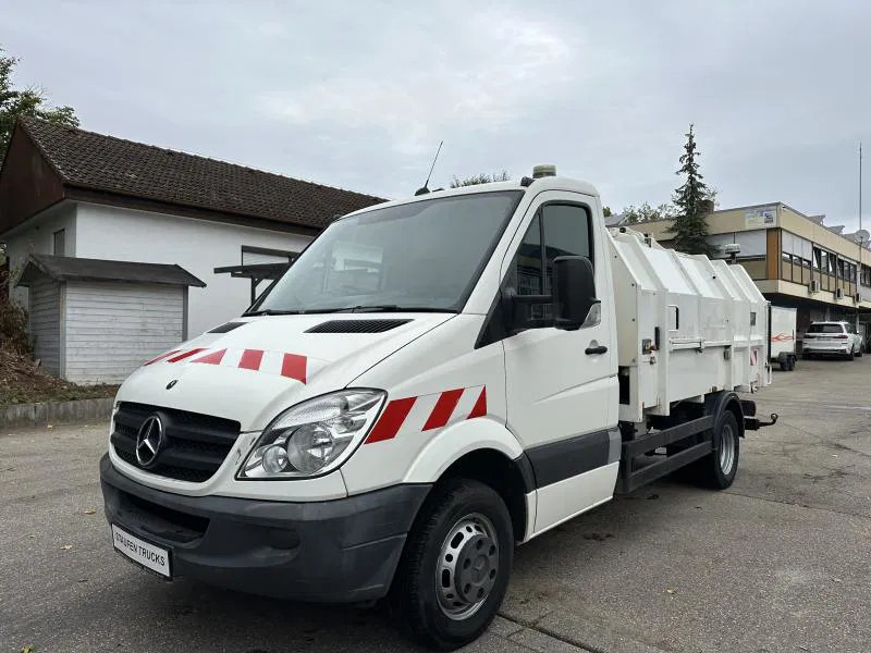Mercedes-Benz 515 CDI Müllpresswagen Seitenlader Klima - משאית אשפה: תמונה 2 Mercedes-Benz 515 CDI Müllpresswagen Seitenlader Klima - משאית אשפה: תמונה 2
