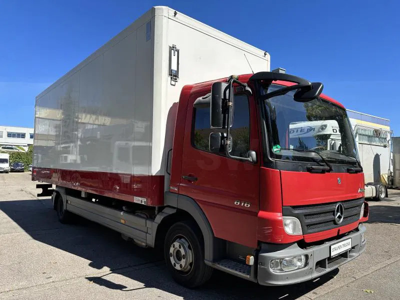 Mercedes-Benz 818 L Blumentransporter ISO-Koffer - כלי רכב מסחרי לקירור: תמונה 2 Mercedes-Benz 818 L Blumentransporter ISO-Koffer - כלי רכב מסחרי לקירור: תמונה 2