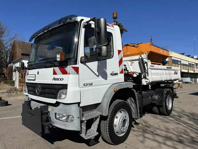 Mercedes-Benz Atego 1318 5 x AK Allrad Kran Palfinger 7001 - מזהיר, משאית מנוף: תמונה 4 Mercedes-Benz Atego 1318 5 x AK Allrad Kran Palfinger 7001 - מזהיר, משאית מנוף: תמונה 4