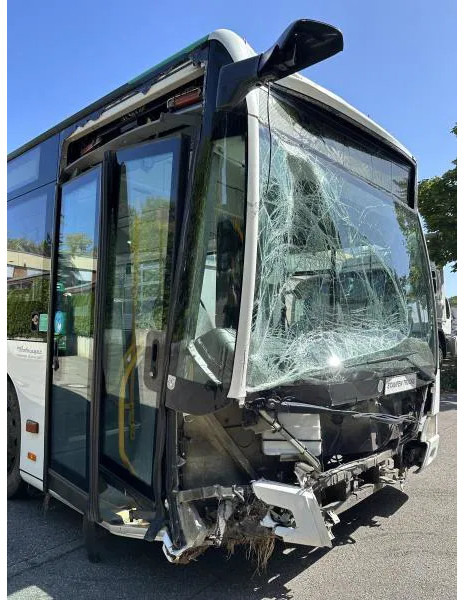 Mercedes-Benz O 530 Citaro Klima 299 PS Unfallfahrzeug! - אוטובוס עירוני: תמונה 2 Mercedes-Benz O 530 Citaro Klima 299 PS Unfallfahrzeug! - אוטובוס עירוני: תמונה 2