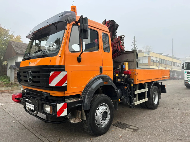 Mercedes-Benz SK 1824 AK*4x4*HMF 1253 K4 B3*Seilwinde - משאית מנוף: תמונה 2 Mercedes-Benz SK 1824 AK*4x4*HMF 1253 K4 B3*Seilwinde - משאית מנוף: תמונה 2