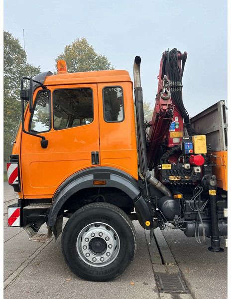 Mercedes-Benz SK 1824 AK*4x4*HMF 1253 K4 B3*Seilwinde - משאית מנוף: תמונה 3 Mercedes-Benz SK 1824 AK*4x4*HMF 1253 K4 B3*Seilwinde - משאית מנוף: תמונה 3