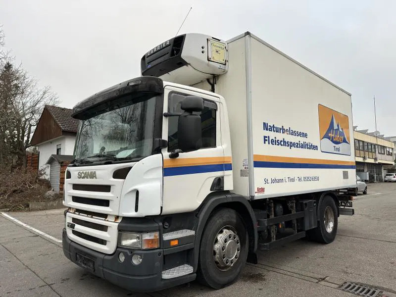Scania P230 Fleisch Rohrbahnen - משאית קירור: תמונה 1 Scania P230 Fleisch Rohrbahnen - משאית קירור: תמונה 1