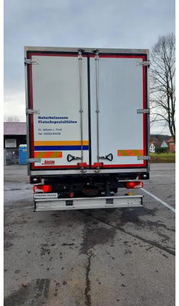 Scania P360 4X2 Fleisch Rohrbahnen Carrier Vector 1550 - משאית קירור: תמונה 5 Scania P360 4X2 Fleisch Rohrbahnen Carrier Vector 1550 - משאית קירור: תמונה 5