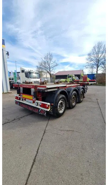 Schwarzmüller kurzes 3- Achs Chassis ADR für Chemie Spezialbehäl kurzes 3- Achs Chassis ADR für Chemie Spezialbehälter - סמיטריילר מוביל מכולות/ החלפת גוף: תמונה 4 Schwarzmüller kurzes 3- Achs Chassis ADR für Chemie Spezialbehäl kurzes 3- Achs Chassis ADR für Chemie Spezialbehälter - סמיטריילר מוביל מכולות/ החלפת גוף: תמונה 4