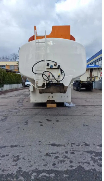 Schwelmer Eisenwerk TSA Diesel Heizöl 6 Kammern 35.5 m³ Zählwerk TKZ A TSA Diesel Heizöl 6 Kammern 35.5 m³ Zählwerk TKZ ABS - סמיטריילר מכל: תמונה 2 Schwelmer Eisenwerk TSA Diesel Heizöl 6 Kammern 35.5 m³ Zählwerk TKZ A TSA Diesel Heizöl 6 Kammern 35.5 m³ Zählwerk TKZ ABS - סמיטריילר מכל: תמונה 2