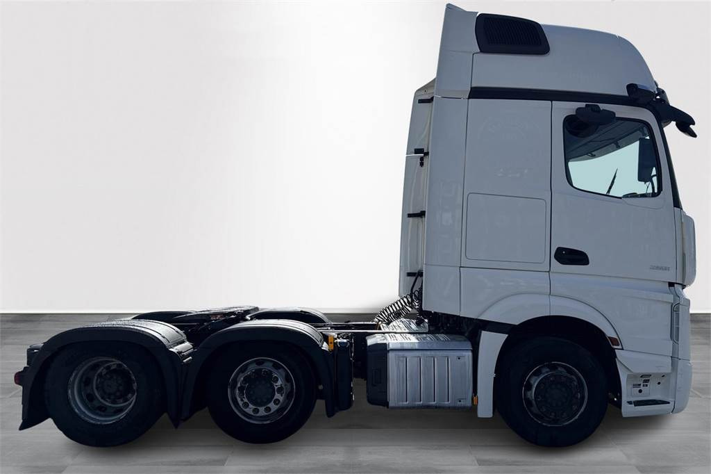 Mercedes-Benz ACTROS 2551LS 6x2/4 Väliteli - יחידת טרקטור: תמונה 5 Mercedes-Benz ACTROS 2551LS 6x2/4 Väliteli - יחידת טרקטור: תמונה 5