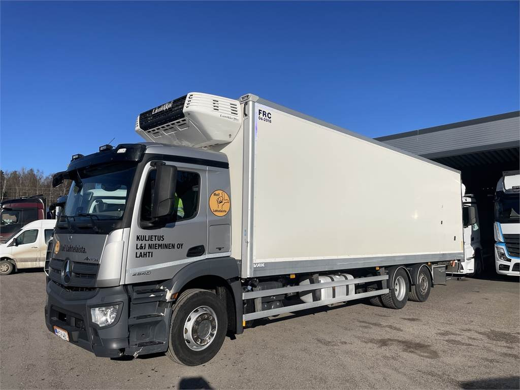 Mercedes-Benz ANTOS 2540 L/6x2 VAK FRC Umpikori - משאית איזותרמית: תמונה 1 Mercedes-Benz ANTOS 2540 L/6x2 VAK FRC Umpikori - משאית איזותרמית: תמונה 1