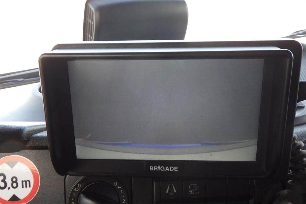 משאית תיבה Mercedes-Benz ATEGO 1323L NEK 7,6m Ksa umpikori+Pl-nostin: תמונה 15