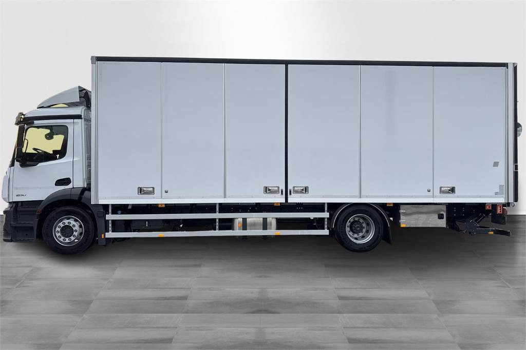 Mercedes-Benz Actros 1830 5 KSA - משאית איזותרמית: תמונה 2 Mercedes-Benz Actros 1830 5 KSA - משאית איזותרמית: תמונה 2