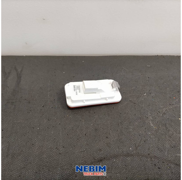 Renault Renault - 7482392733 - Zijmarkeringslamp LED - חלקי חילוף עבור משאית: תמונה 2 Renault Renault - 7482392733 - Zijmarkeringslamp LED - חלקי חילוף עבור משאית: תמונה 2