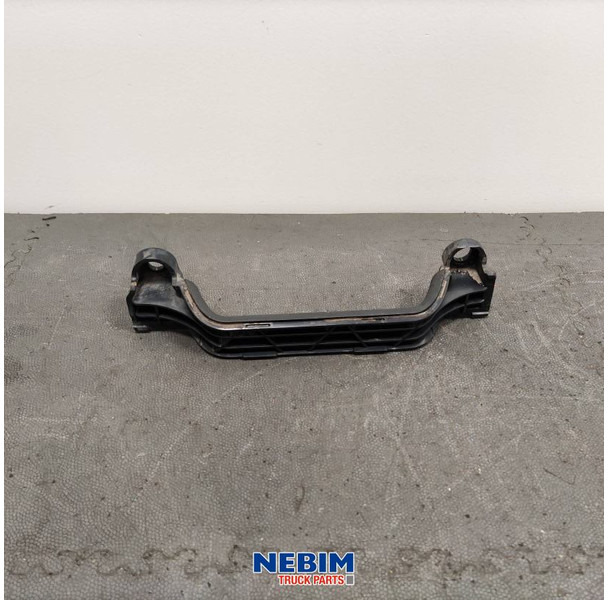 Volvo Volvo - 84186188 - Handgreep rechts - חלקי חילוף עבור משאית: תמונה 2 Volvo Volvo - 84186188 - Handgreep rechts - חלקי חילוף עבור משאית: תמונה 2