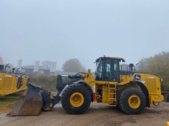 John Deere 744 P MIETE / RENTAL (12002124) - מעמיס גלגלים: תמונה 2 John Deere 744 P MIETE / RENTAL (12002124) - מעמיס גלגלים: תמונה 2