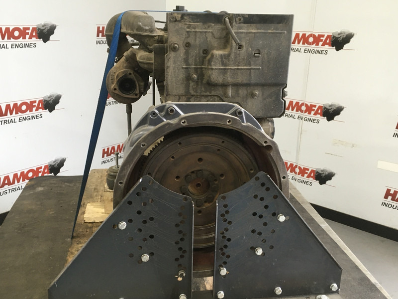 Deutz BF4L1011F USED - מכונת בנייה: תמונה 3 Deutz BF4L1011F USED - מכונת בנייה: תמונה 3