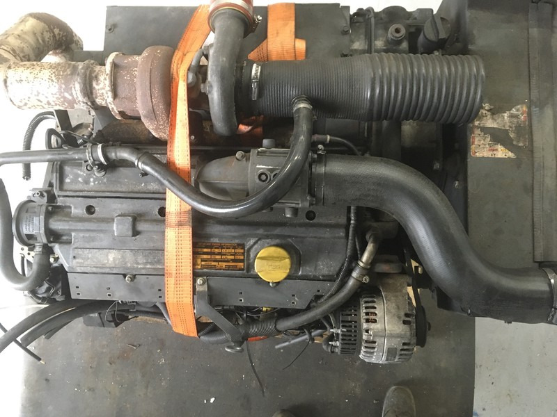 Deutz BF4M1013C USED - מנוע: תמונה 3 Deutz BF4M1013C USED - מנוע: תמונה 3