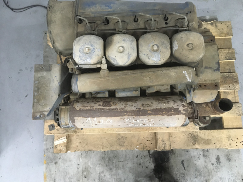 Deutz F4L912 USED - מכונת בנייה: תמונה 5 Deutz F4L912 USED - מכונת בנייה: תמונה 5
