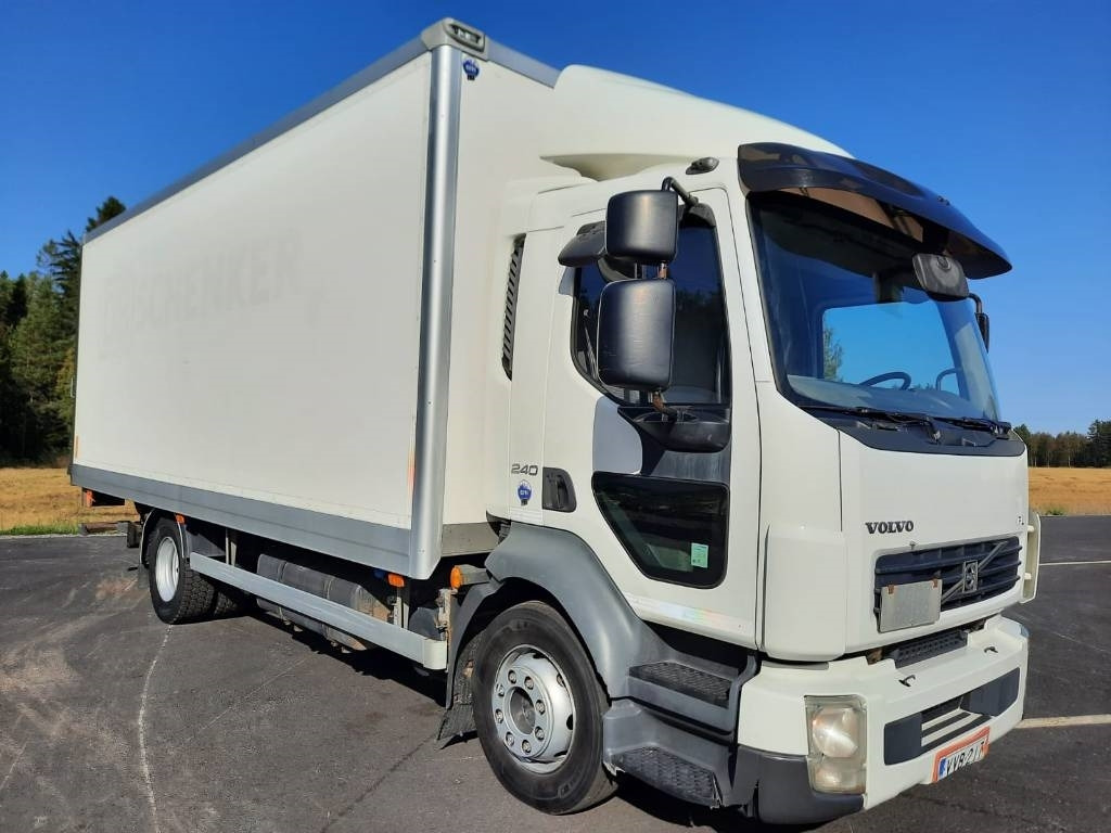 Volvo FL 240 - משאית תיבה: תמונה 2 Volvo FL 240 - משאית תיבה: תמונה 2