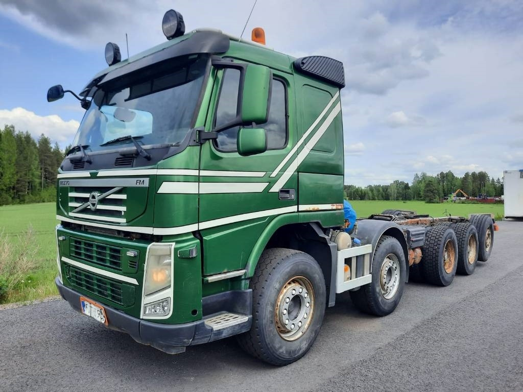 Volvo FM 13 - משאית עם שלדת תא: תמונה 1 Volvo FM 13 - משאית עם שלדת תא: תמונה 1