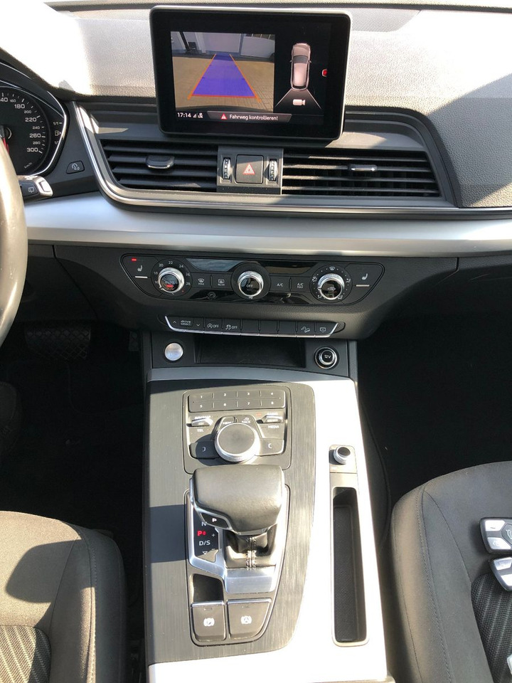 SUV Audi Q5 quattro 2.0 TDI, Automatik: תמונה 22