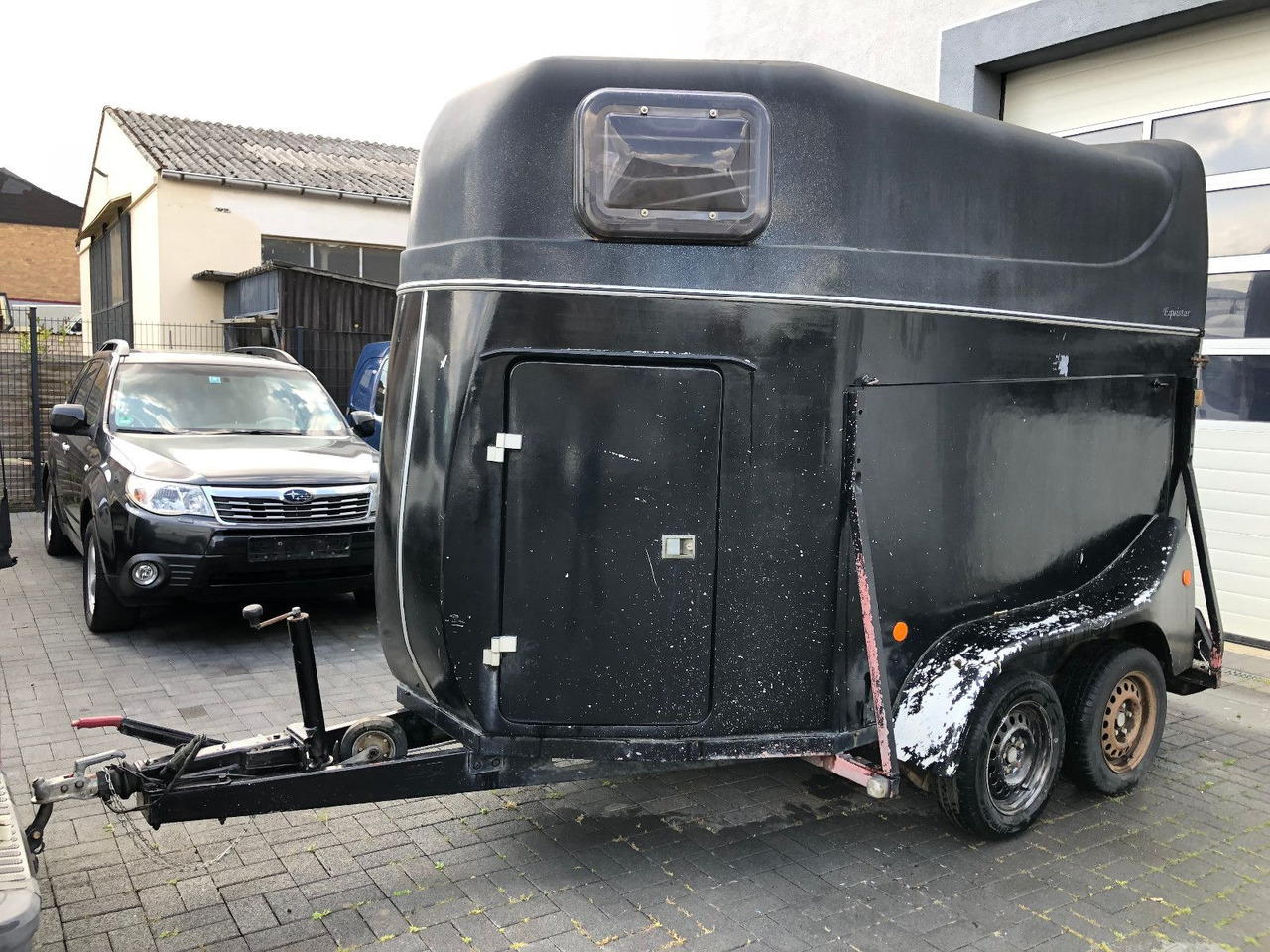 Eurotrailer Rausch 330 - קרון נגרר להובלת בעלי חיים: תמונה 3 Eurotrailer Rausch 330 - קרון נגרר להובלת בעלי חיים: תמונה 3