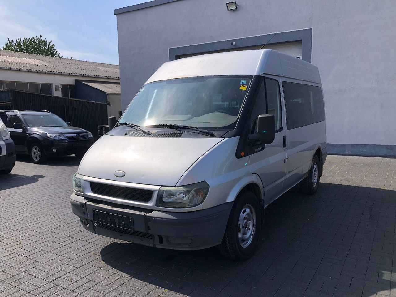 Ford Transit 2.4 TDi, Heckantrieb, 8-Sitzer, Klima - כלי רכב מסחרי לנוסעים: תמונה 1 Ford Transit 2.4 TDi, Heckantrieb, 8-Sitzer, Klima - כלי רכב מסחרי לנוסעים: תמונה 1